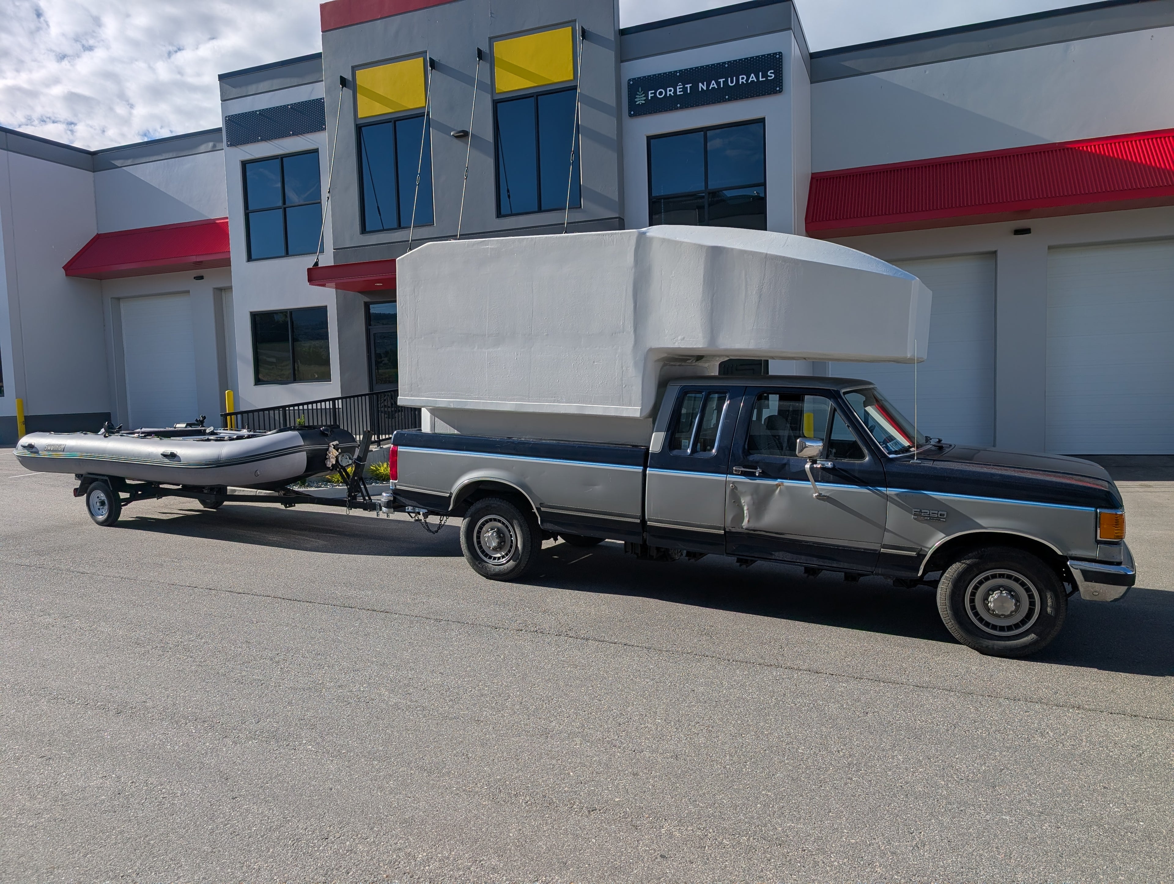 Custom Truckbed Camper